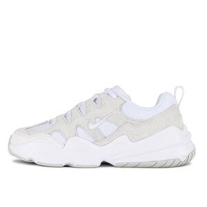 New Nike Tech Hera W